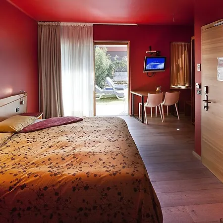 Отель Ambienthotel Мальчезине