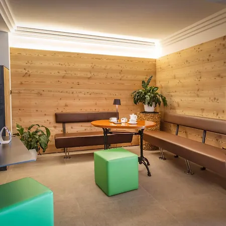 Hotel Ambienthotel 3*