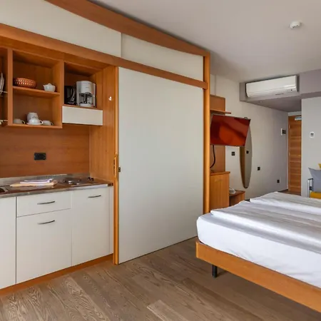 Ambienthotel Hotel 3*