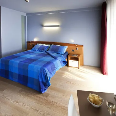 Hotel Ambienthotel 3*