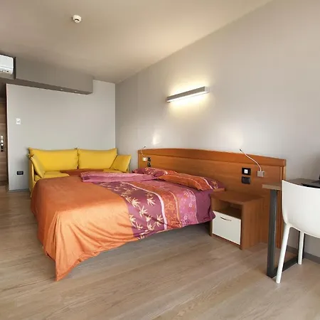 호텔 Ambienthotel 3*